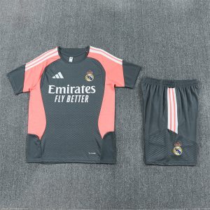 Real Madrid 2026-2027 Entrenamiento