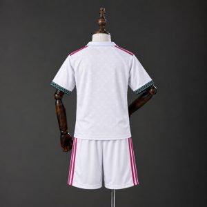 Real-Madrid-2026-2027-Nino_2