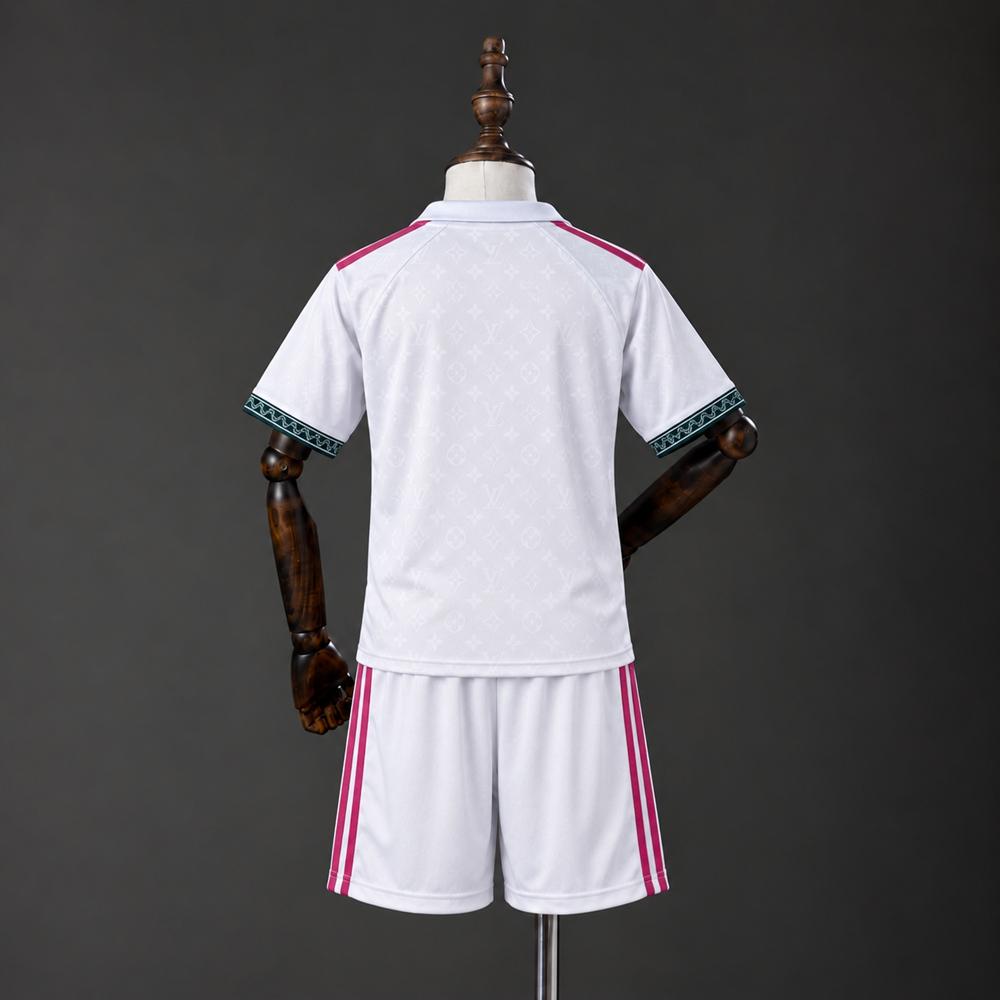 Real Madrid 2026/2027 Niño Ed. Especial - Imagen 2